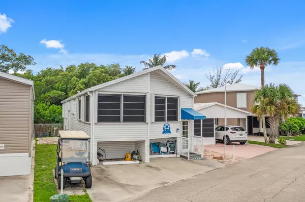 2013 Nettles BLVD, Jensen Beach, FL 34957
