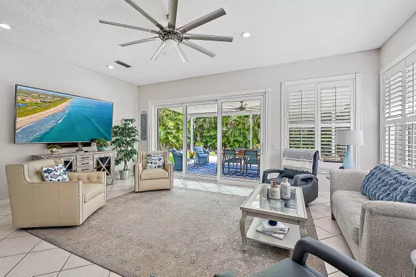 Jupiter, FL 33458,156 Hampton PL