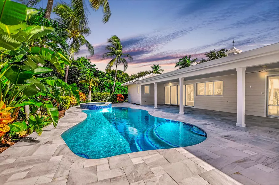 933 SW Mulberry WAY, Boca Raton, FL 33486