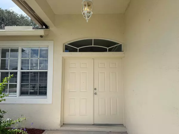 Port Saint Lucie, FL 34953,4566 SW Scope ST