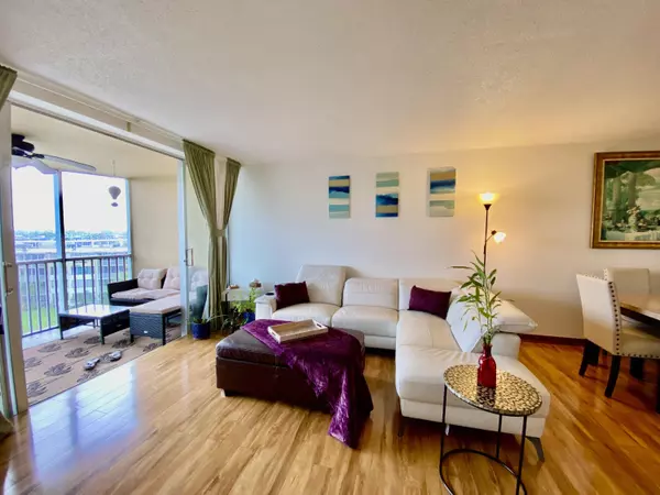 Miami, FL 33179,1750 NE 191st ST 600