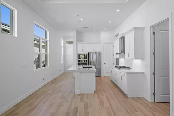 Port Saint Lucie, FL 34953,220 SE Via Sangro