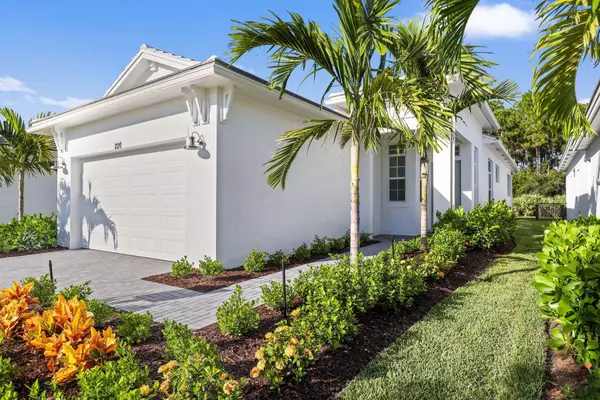 Port Saint Lucie, FL 34953,220 SE Via Sangro