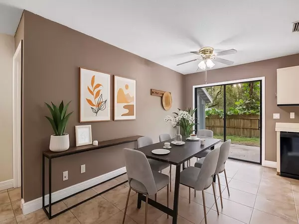 Vero Beach, FL 32968,6125 7th LN