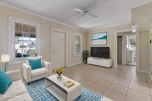 Lake Worth Beach, FL 33460,127 S C ST