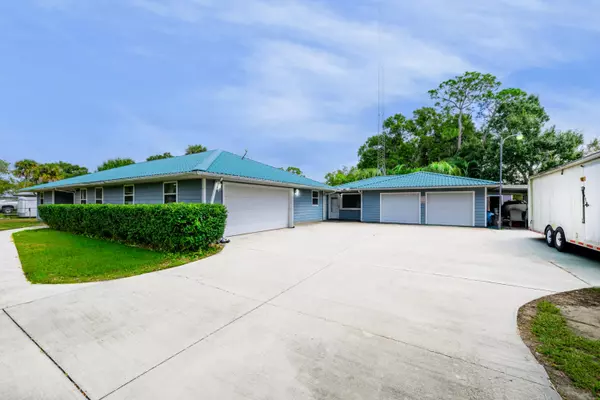 Okeechobee, FL 34972,588 NE 28th AVE