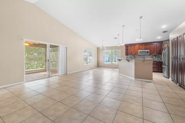 Greenacres, FL 33413,1516 Patrick WAY