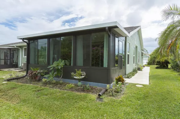 Port Saint Lucie, FL 34952,1421 SE Larkwood CIR