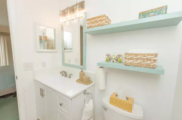 Port Saint Lucie, FL 34952,1421 SE Larkwood CIR