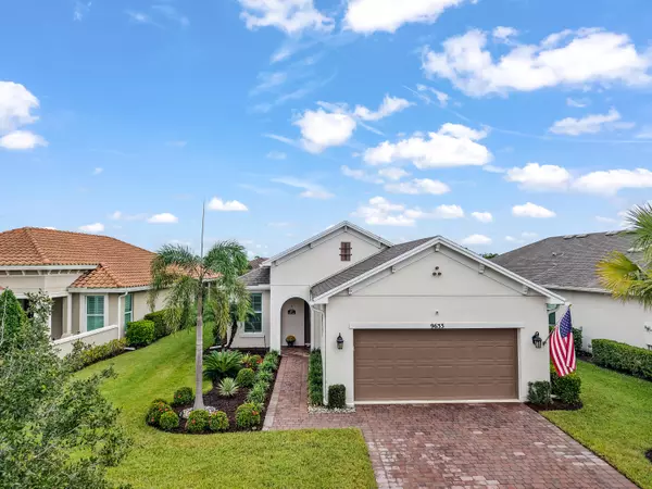9633 SW Forestwood AVE, Port Saint Lucie, FL 34987