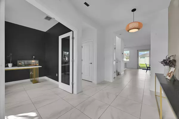 Port Saint Lucie, FL 34987,14119 SW Safi TER