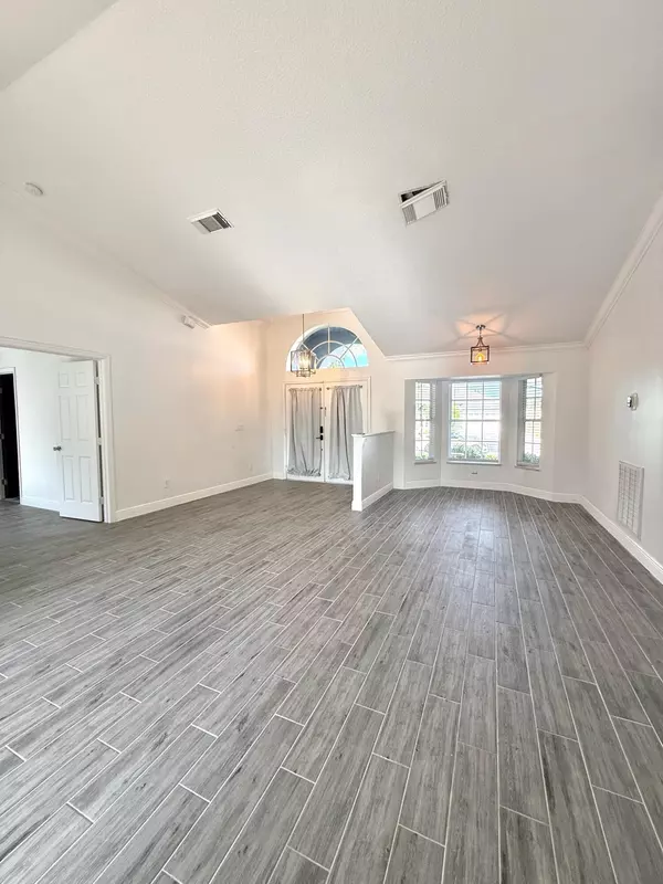 Port Saint Lucie, FL 34953,3750 SW Manak ST