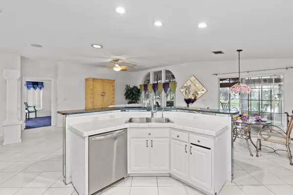 Port Saint Lucie, FL 34952,2945 Eagles Nest WAY