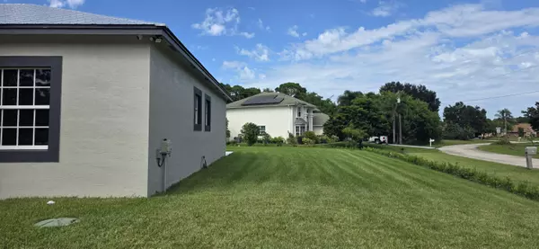 Port Saint Lucie, FL 34953,196 SW Paar DR