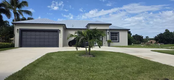 196 SW Paar DR, Port Saint Lucie, FL 34953