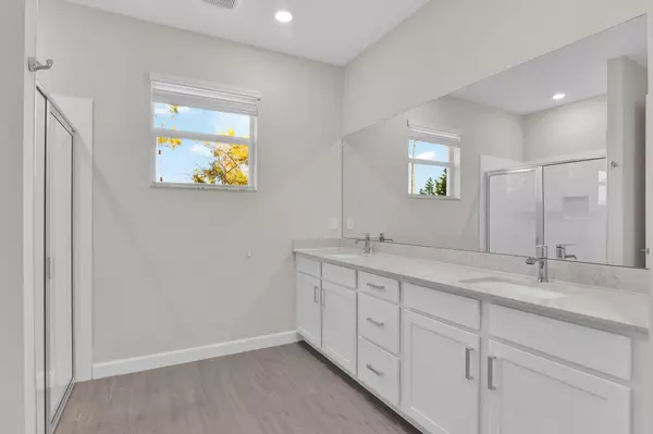 The Acreage, FL 33470,1168 Sterling Pine PL