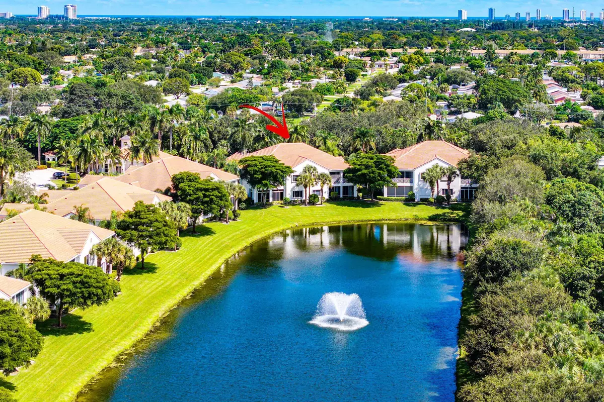 Palm Beach Gardens, FL 33418,110 Palm Bay LN B