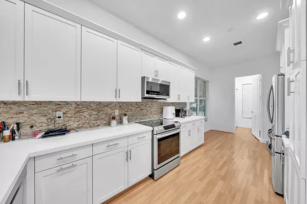 Boca Raton, FL 33433,23008 Clear Echo DR 11