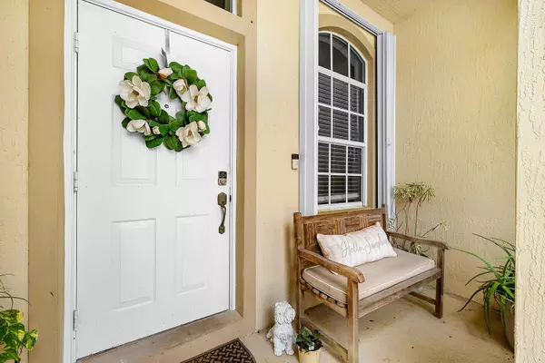 Boynton Beach, FL 33426,202 Elm WAY