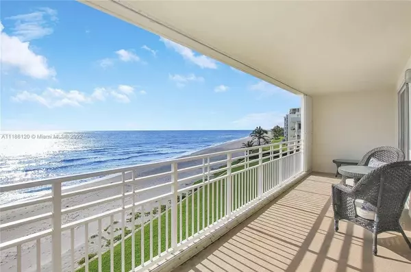 Tequesta, FL 33469,350 S Beach RD 401