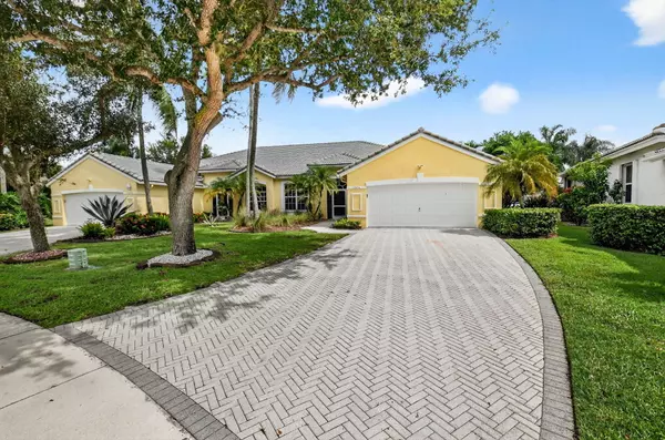 7975 Rockford RD, Boynton Beach, FL 33472