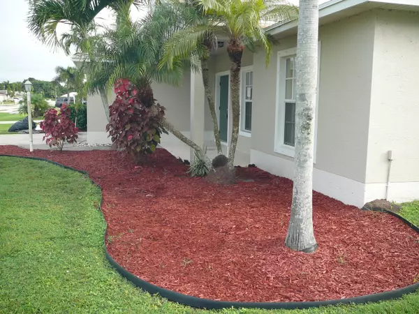 Port Saint Lucie, FL 34952,6512 Las Palmas WAY