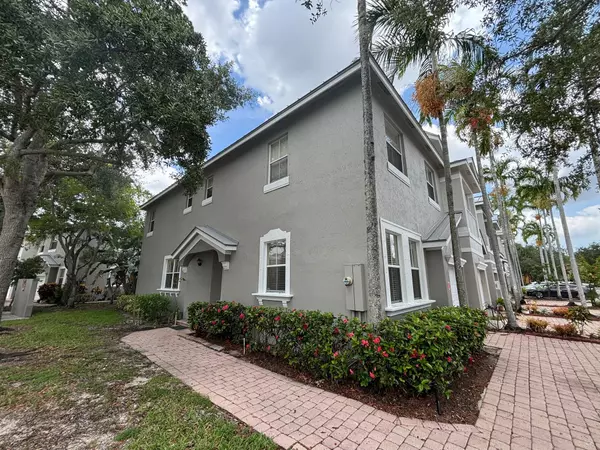 Royal Palm Beach, FL 33414,2279 Shoma DR