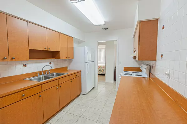 Fort Pierce, FL 34982,332 Ashley ST