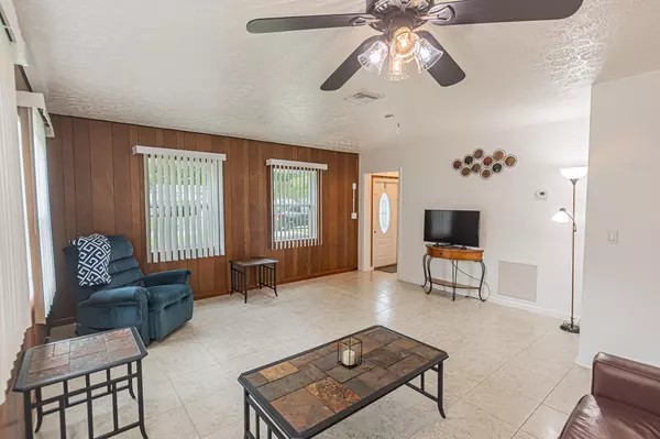 Fort Pierce, FL 34982,332 Ashley ST