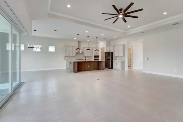 Lake Worth, FL 33467,5329 Blue Reed LN
