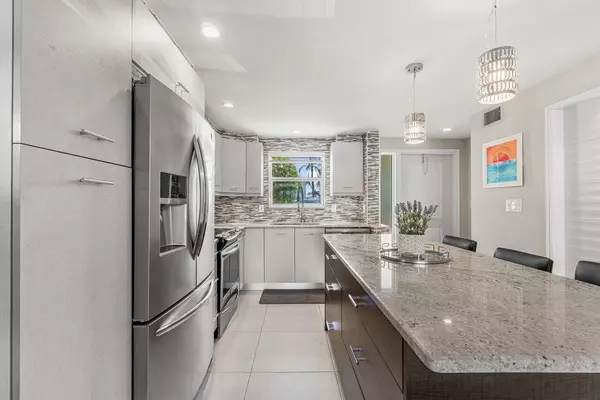 Lighthouse Point, FL 33064,2311 NE 36th ST 1a