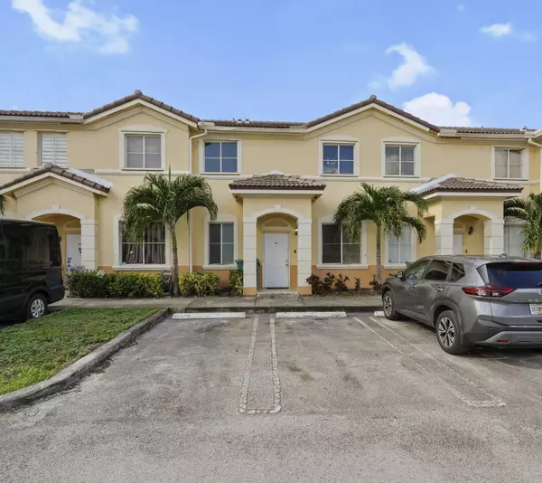 6970 NW 177th ST M103, Hialeah, FL 33015