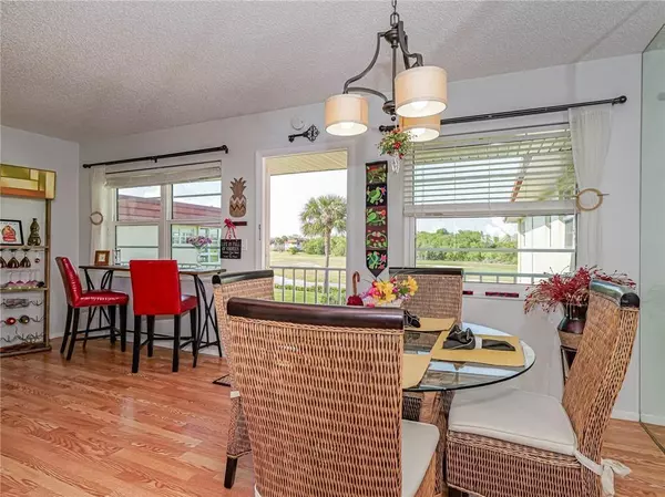 Vero Beach, FL 32962,73 Royal Oak CT 203