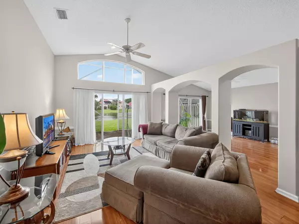 Lake Worth, FL 33463,6219 Grand Cypress CIR