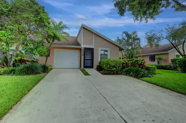 Boca Raton, FL 33496,8089 Springtree RD