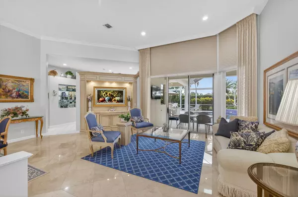 West Palm Beach, FL 33412,8784 Lakes BLVD