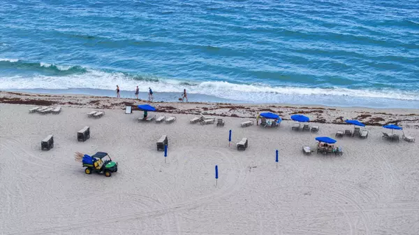 Singer Island, FL 33404,3100 N Ocean DR H-1508