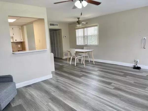 Delray Beach, FL 33446,323 Tuscany F