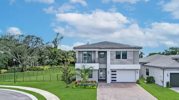 Boca Raton, FL 33434,8222 Essex Country Clb DR
