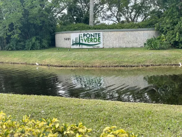West Palm Beach, FL 33409,1401 Village BLVD 2321