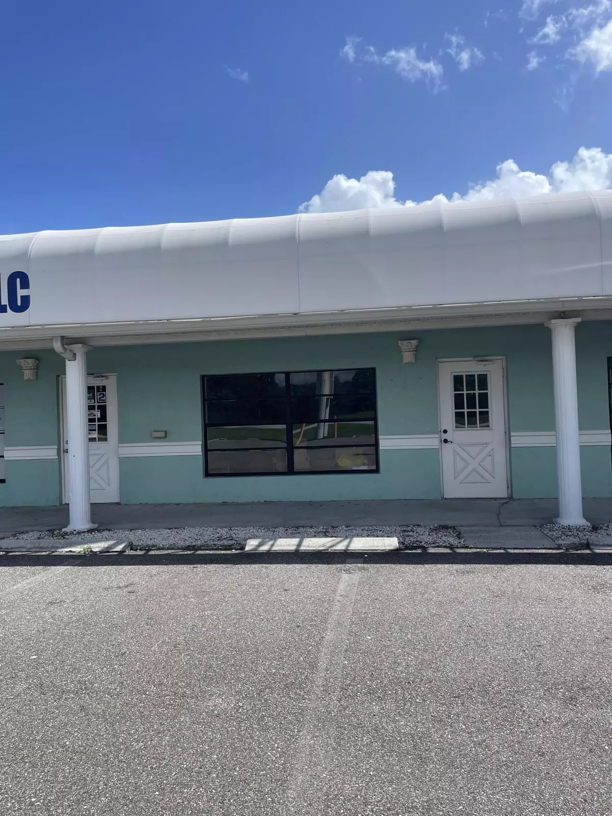 Sebastian, FL 32958,645 Sebastian BLVD 3