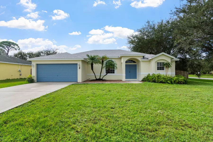 2430 SE Tiffany AVE, Port Saint Lucie, FL 34952