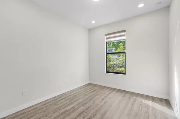 Lake Worth, FL 33467,8667 Corvus DR