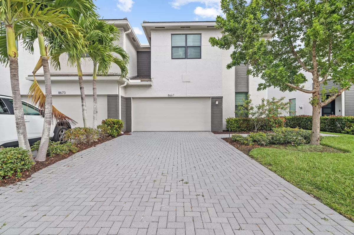 Lake Worth, FL 33467,8667 Corvus DR