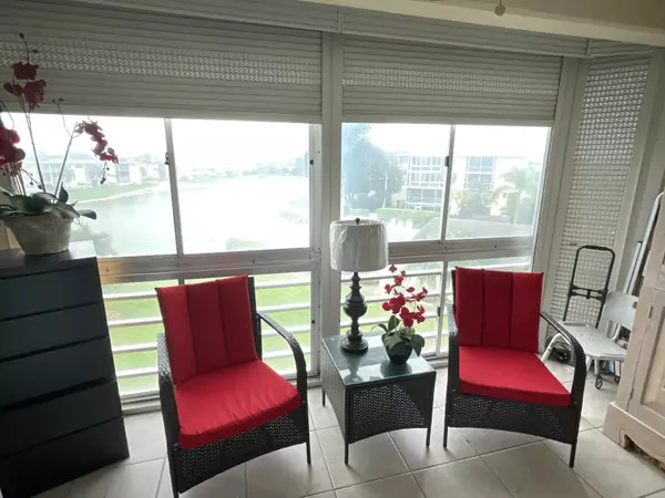 Lake Worth Beach, FL 33461,2728 N Garden DR 415