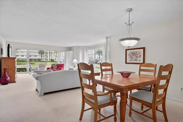 Juno Beach, FL 33408,80 Celestial WAY 113