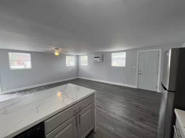 Deerfield Beach, FL 33441,1421 SE 2nd ST S