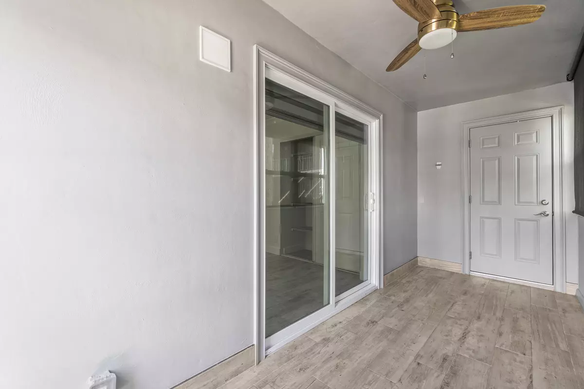 Delray Beach, FL 33484,197 E Piedmont 197