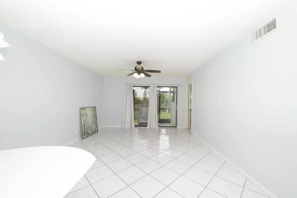 Lake Worth, FL 33467,4689 E Lucerne Lakes E BLVD 106