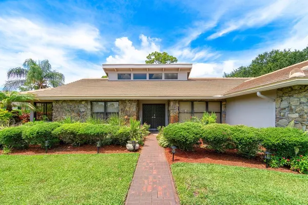 9405 Dundee DR, Lake Worth, FL 33467